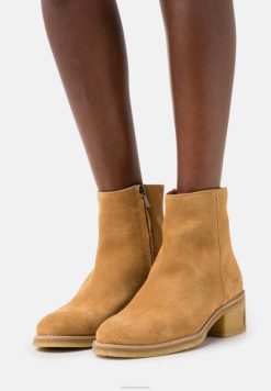 bottines classiques clarks amara marron clair unisexe N6R8B7088 Clarks bronzer