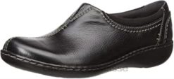 Mocassin Ashland Joy pour femme Clarks en cuir noir femmes N6R8B677 Clarks Cuir noir