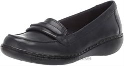 mocassins Ashland Lily en cuir bleu marine pour femmes Clarks femmes N6R8B540 Clarks cuir marine