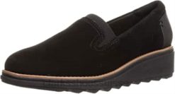 mocassins Sharon Dolly pour femmes de Clarks en daim noir avec bronzage foncé femmes N6R8B760 Clarks daim noir avec monde beige foncé